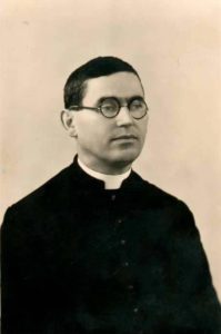 Archivio storico Museo Archeologico del Compito: Ritratto di don Giorgio Franchini, giovane sacerdote (coll. Anna Biagini)